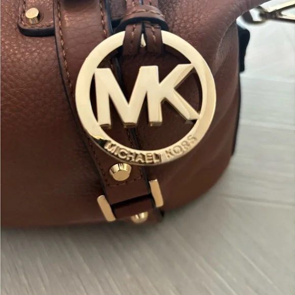 Michael Kors Tan Leather Satchel with Gold Accents - Picture 4 of 16